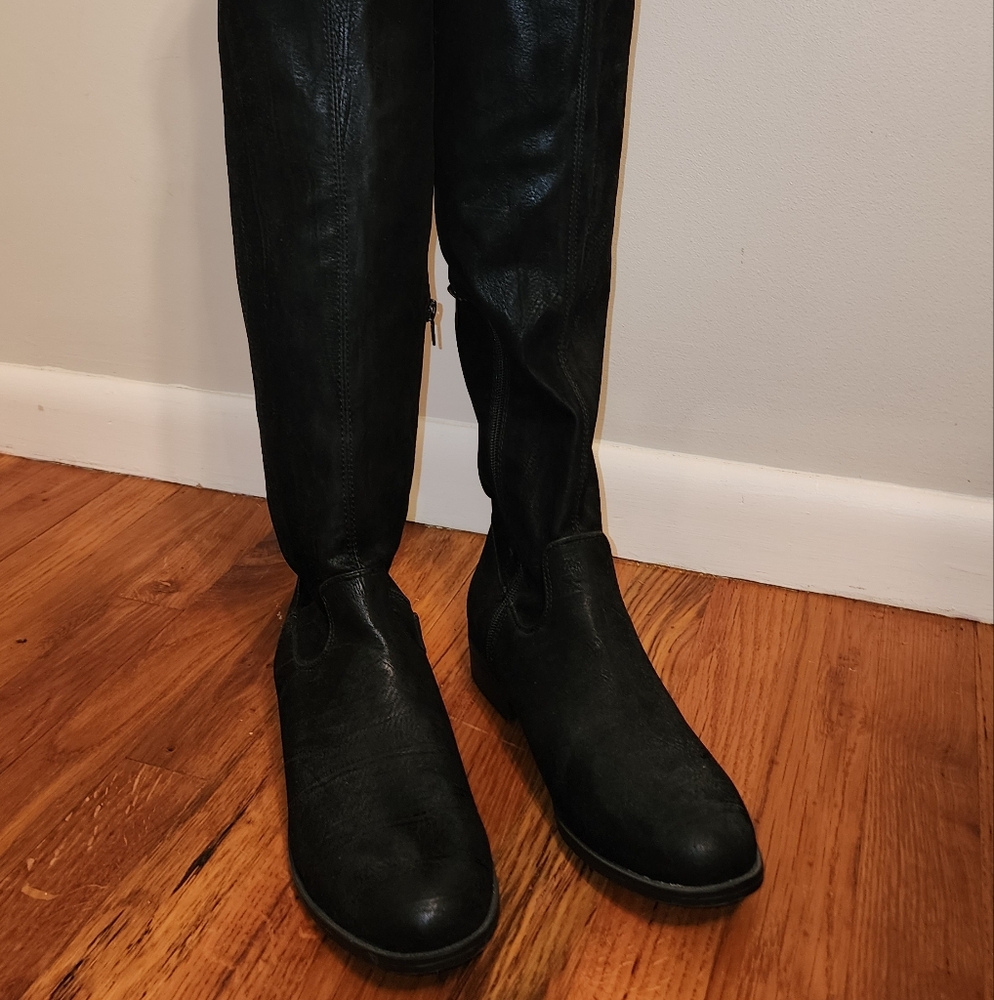 Black Knee-High Faux-Suede-Leather-Ish Boots